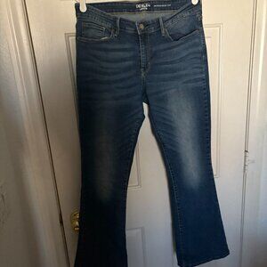 Denizen from Levi's Modern Boot cut jeans Size: 14M